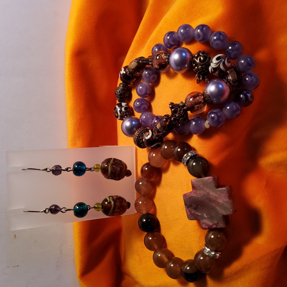 Beautiful glass stretch bracelets, one pair of glass beads earrings.